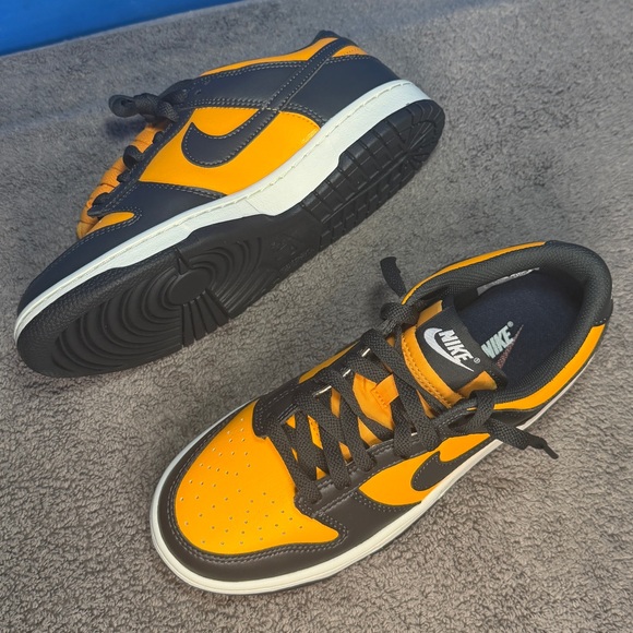 Nike dunk gs
Sundial
Brand new - Picture 2 of 10